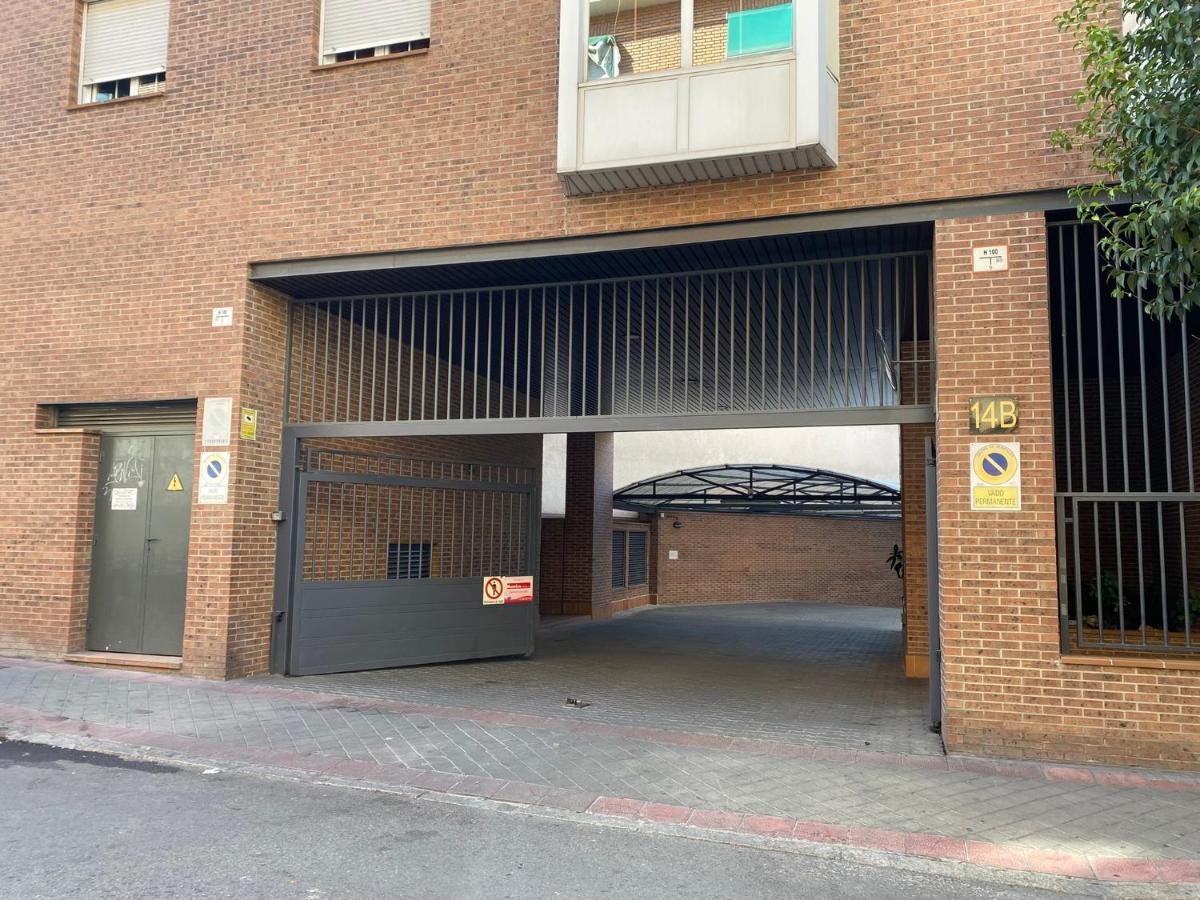 Apartamento En Madrid Rio Con Parking Gratuito Экстерьер фото