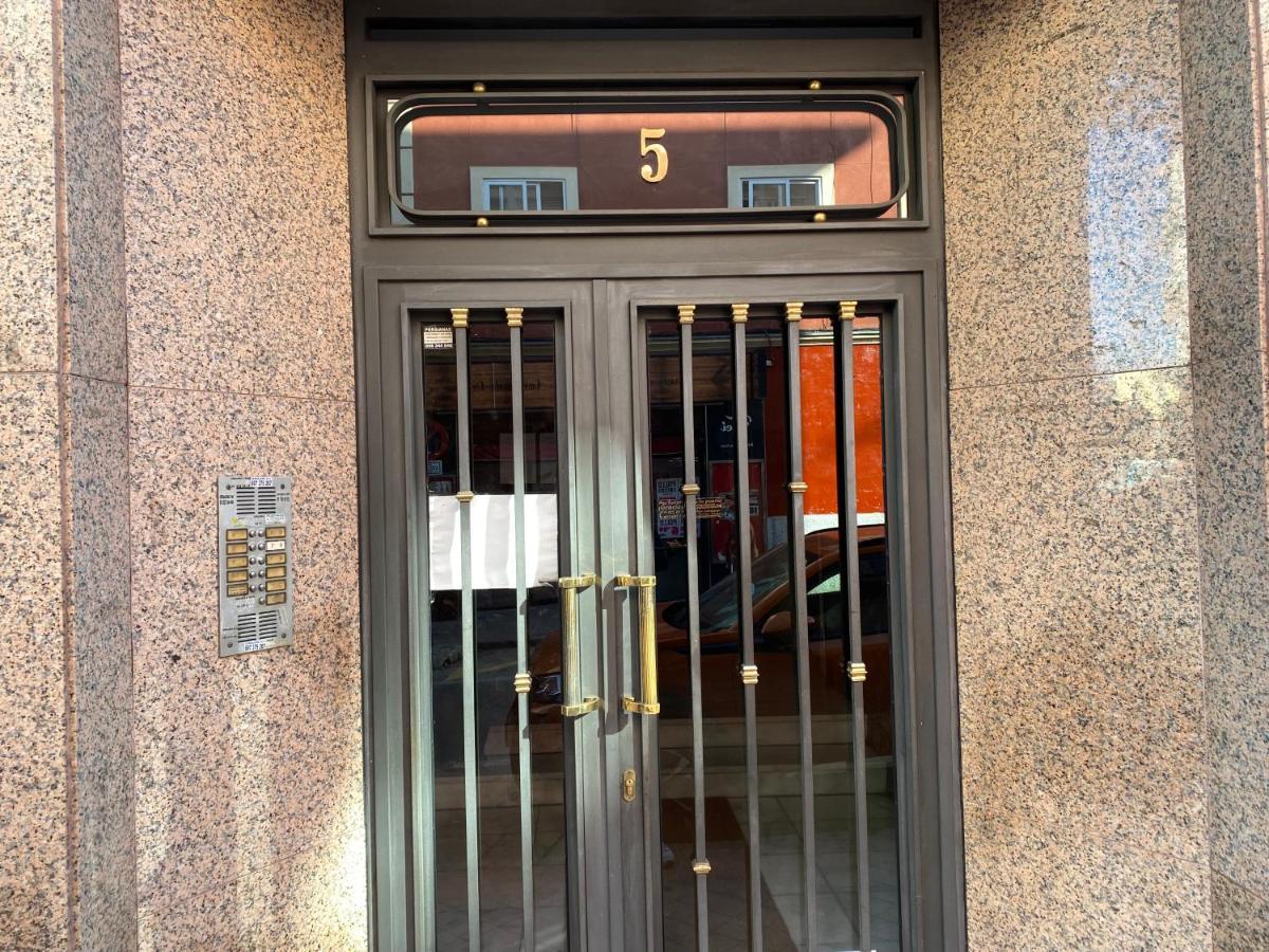 Apartamento En Madrid Rio Con Parking Gratuito Экстерьер фото